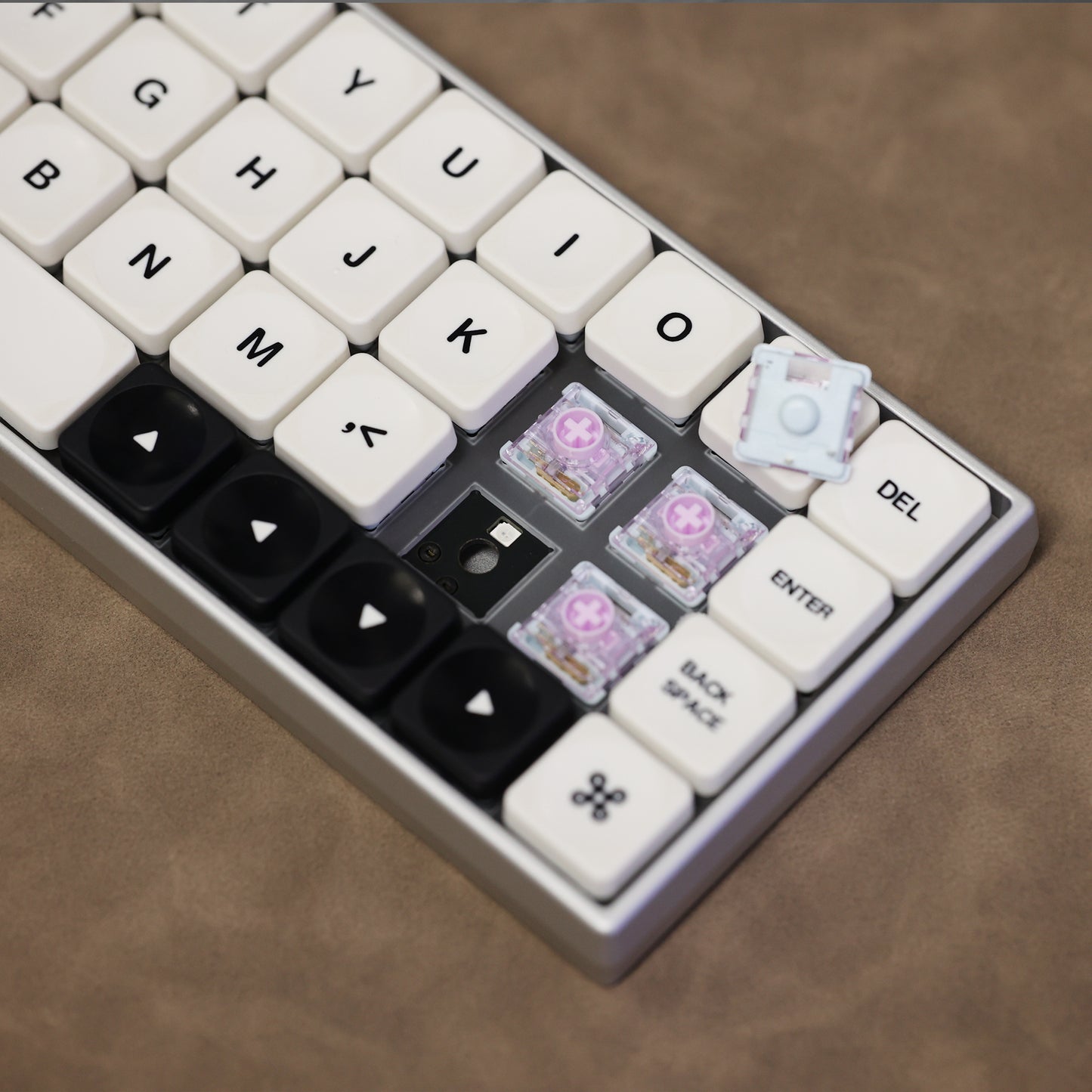 Chosfox X Masro | Geonix Rev.2 40% Low-profile Mechanical Keyboard