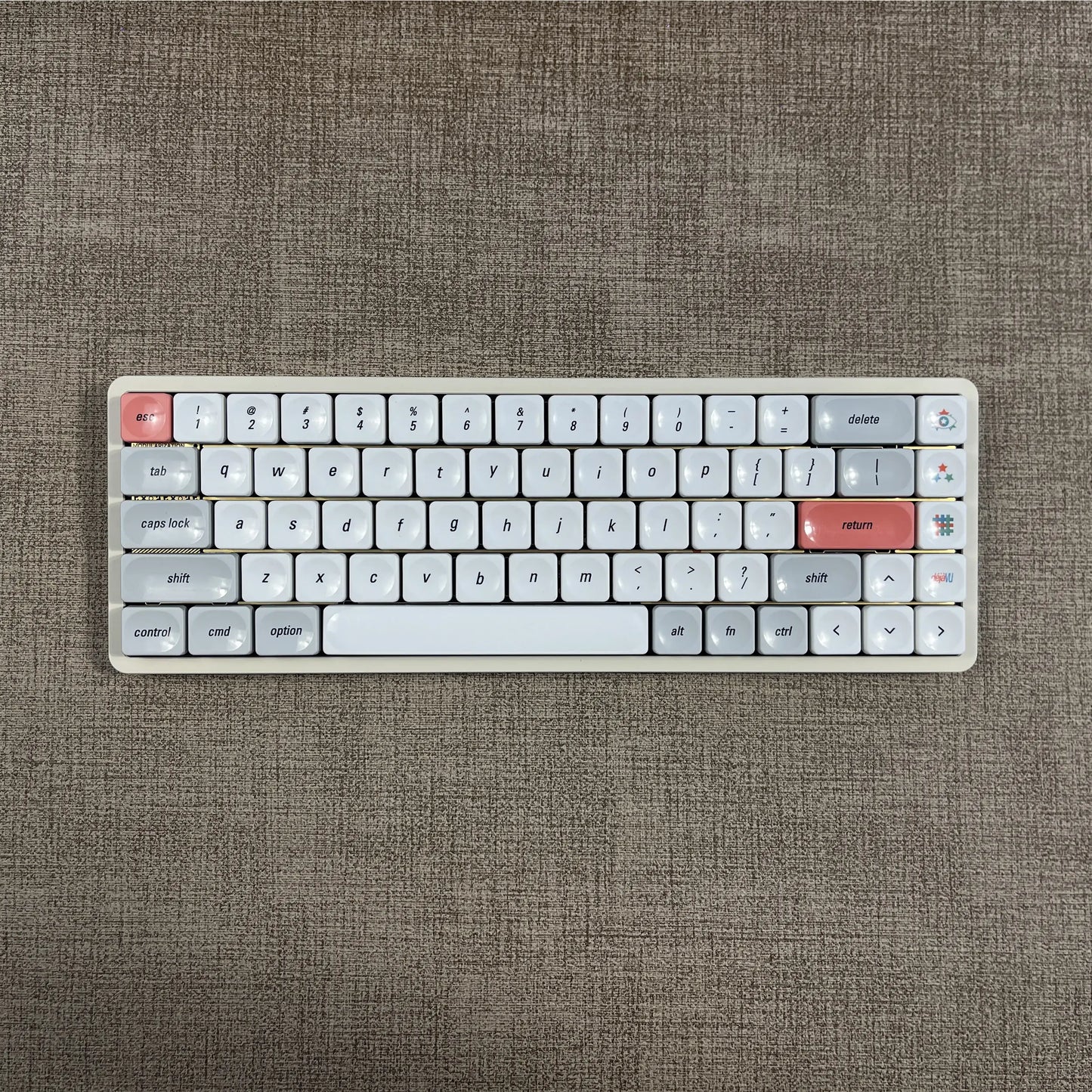 Chosfox x LCK Retro Mahjong Keycap Set