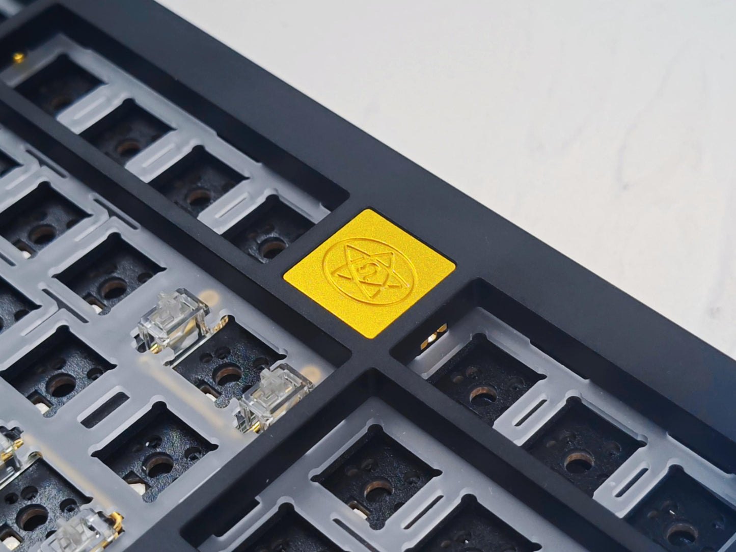 Leo80 Mechanical Keyboard Kit-Chosfox