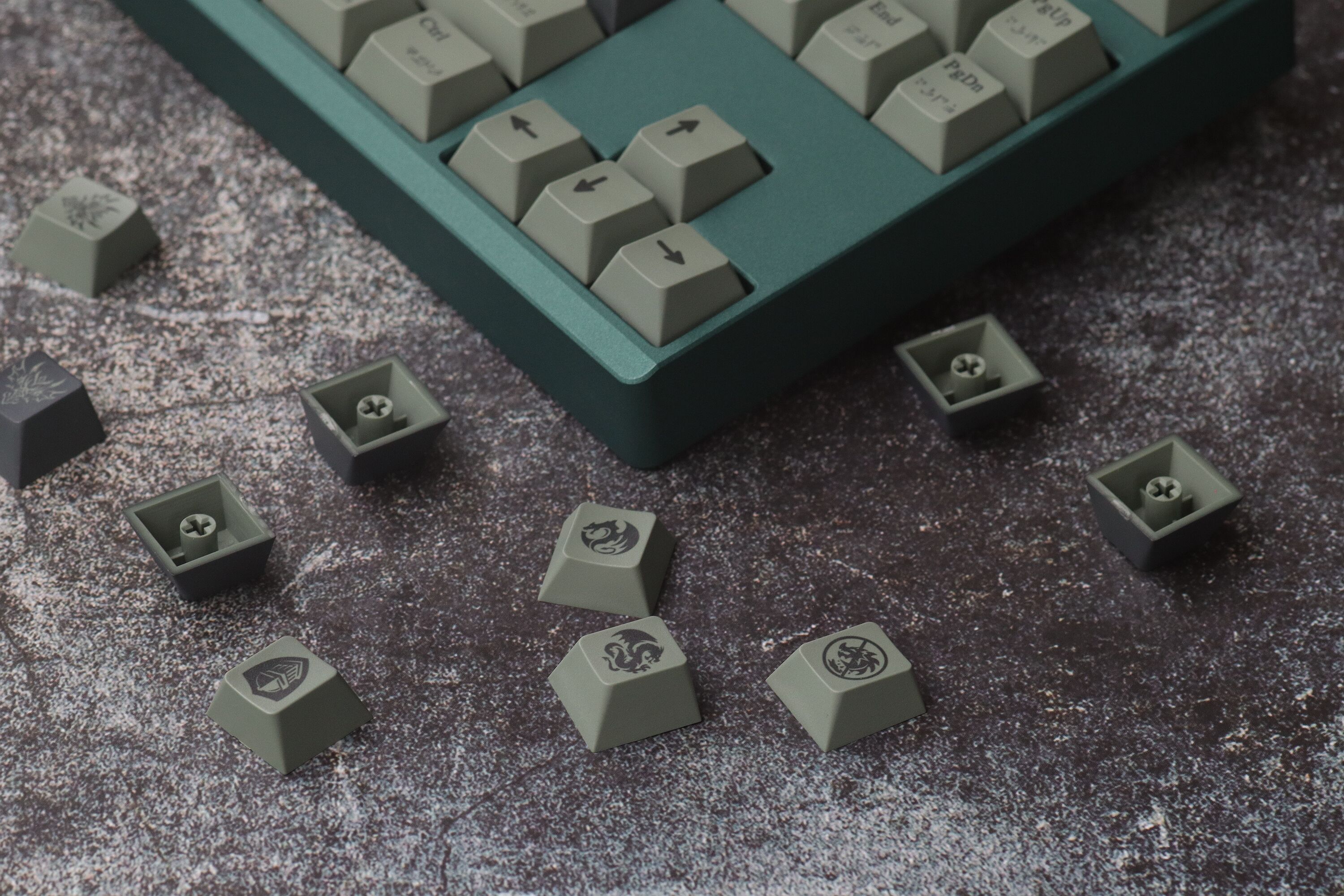 Zero-G x Domikey Game Master Keycaps – Chosfox